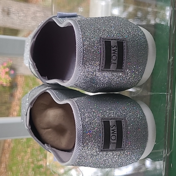 Tom's Youth Classic Silver Glimmer Glitter Espadrille - Picture 2 of 7